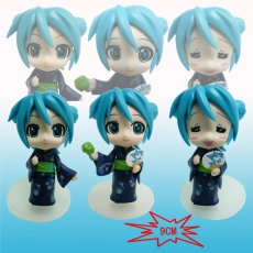 3代3款初音白底板公仔